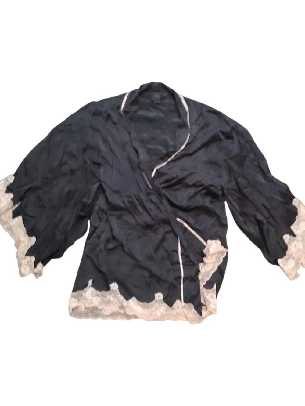 Black Lace-Trim Kimono Robe with Contrast Piping